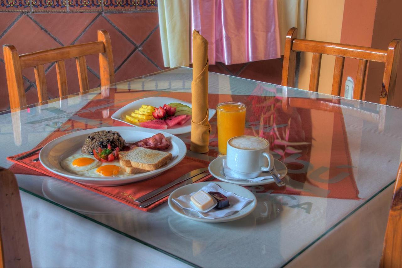 Hotel El Bambu ซาราปิกี ภายนอก รูปภาพ